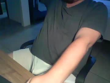 Ekudemic Chaturbate stream image from May 23, 2025