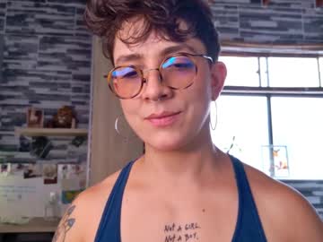 Simone_4201 Chaturbate stream image from May 23, 2025