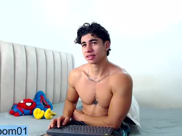 Tyler_Boomm Chaturbate stream image from May 23, 2025