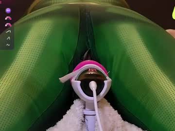 Spacetechinc Chaturbate stream image from May 23, 2025