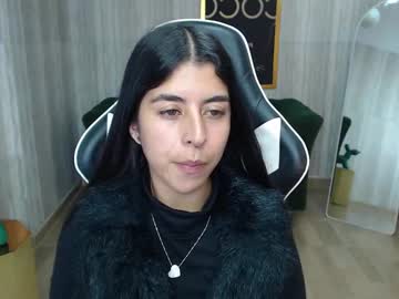 Bela_T_ Chaturbate stream image from May 23, 2025
