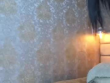 Crystalbrooke3x Chaturbate stream image from May 23, 2025