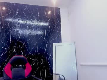 Moonspiett Chaturbate stream image from May 23, 2025