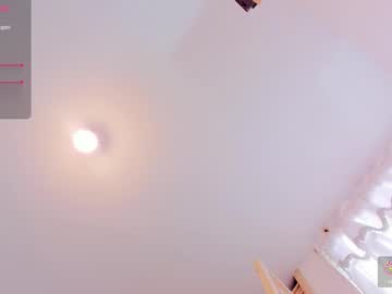 Pixxxiee_ Chaturbate stream image from May 23, 2025