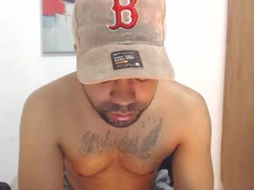 Romeoh0t Chaturbate stream image from May 23, 2025