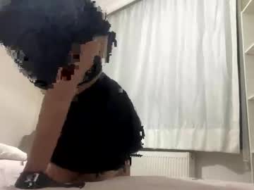 Firelustx Chaturbate stream image from May 23, 2025