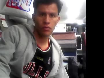 Alex_M17 Chaturbate stream image from May 23, 2025