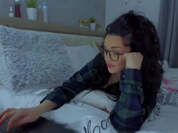 Ayra1x1 Chaturbate stream image from May 23, 2025