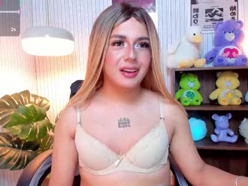 Isabella_Gyal Chaturbate stream image from May 23, 2025