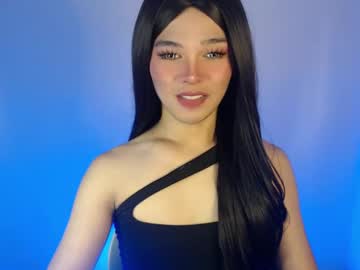 Louilalicious Chaturbate stream image from May 23, 2025