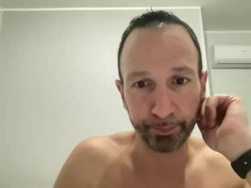 Peppinslosqualo Chaturbate stream image from May 23, 2025