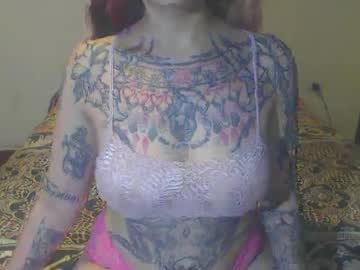 Lucy_Dreams69 Chaturbate stream image from May 23, 2025