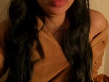 Petitgirl_ Chaturbate stream image from May 23, 2025