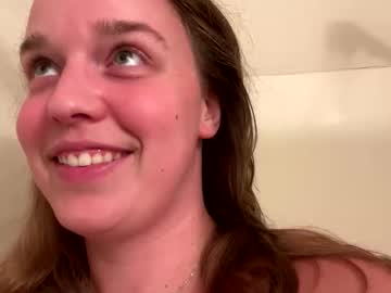 Viclove122 Chaturbate stream image from May 24, 2025