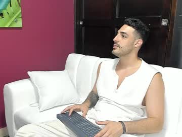 Mateobigcock24 Chaturbate stream image from May 24, 2025