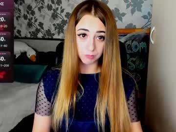 Weakness4u Chaturbate stream image from May 24, 2025