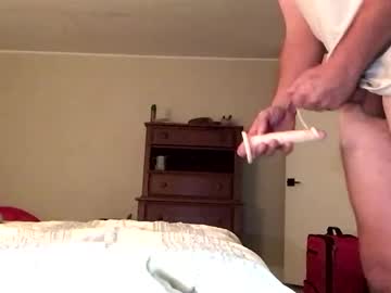 Hunganalplay Chaturbate stream image from May 24, 2025