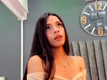 Mia_Isadora Chaturbate stream image from May 24, 2025