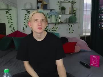 Ron_Vilsx Chaturbate stream image from May 24, 2025