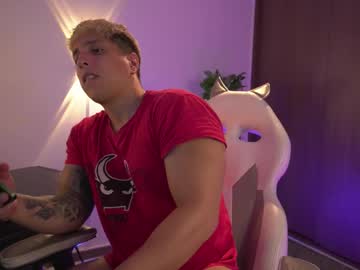 Appolo_Allen Chaturbate stream image from May 24, 2025