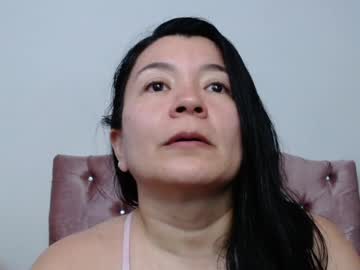 Naturally_Mature Chaturbate stream image from May 24, 2025