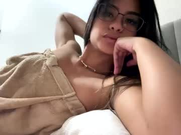 Valerie_2005 Chaturbate stream image from May 24, 2025