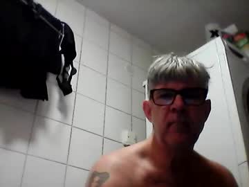 Baggelina75 Chaturbate stream image from May 24, 2025