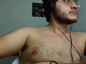 Dominic_Bearpapi Chaturbate stream image from May 24, 2025