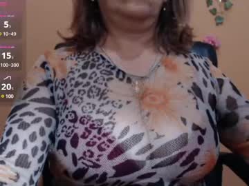Hellensextits Chaturbate stream image from May 24, 2025