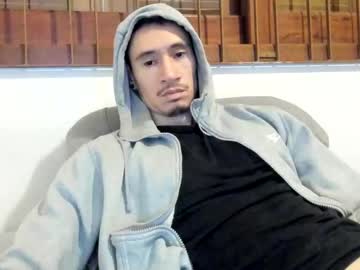 Moderdelier Chaturbate stream image from May 24, 2025