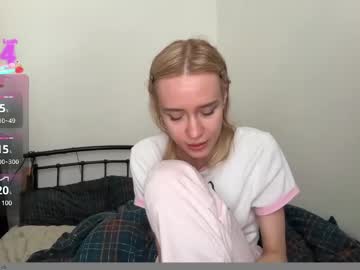 Honey_Halo Chaturbate stream image from May 24, 2025