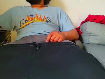 Whoknew4201 Chaturbate stream image from May 24, 2025