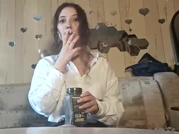 Your_Lilly_Girl Chaturbate stream image from May 24, 2025