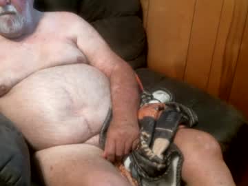 Cajungrey75 Chaturbate stream image from May 24, 2025