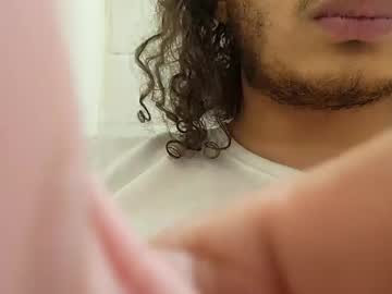 Jgciii Chaturbate stream image from May 24, 2025