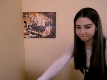 Lili_Magic Chaturbate stream image from May 24, 2025