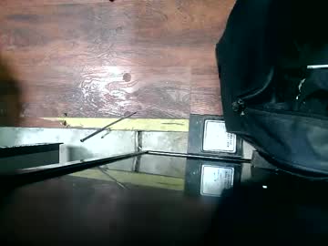 Mfmloverinaust Chaturbate stream image from May 24, 2025