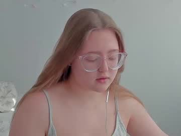 Abbywyte Chaturbate stream image from May 24, 2025