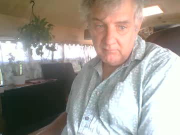 Jdsquared Chaturbate stream image from May 24, 2025