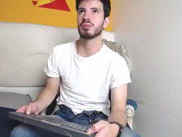 Liamluxe Chaturbate stream image from May 24, 2025