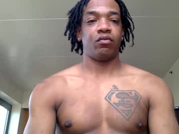 Senorsully Chaturbate stream image from May 24, 2025