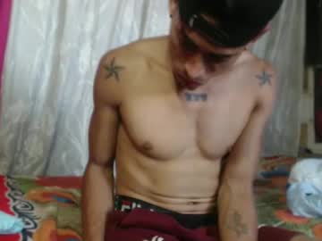 Sweetlatinakim Chaturbate stream image from May 24, 2025