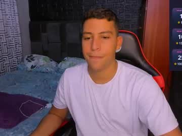 Dylan_Yvt Chaturbate stream image from May 24, 2025