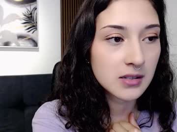 Tiny_Whispers Chaturbate stream image from May 24, 2025