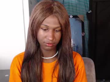Angell_Dustt Chaturbate stream image from May 24, 2025