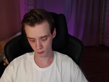 Noherono Chaturbate stream image from May 24, 2025