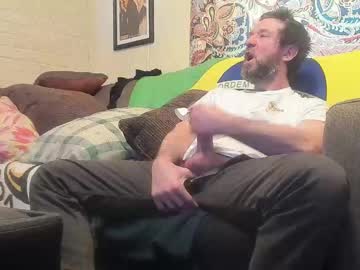 Deeznutz343 Chaturbate stream image from May 24, 2025