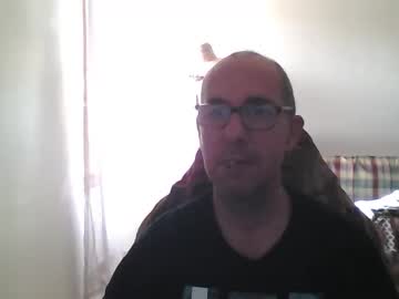 Mat11efou Chaturbate stream image from May 24, 2025