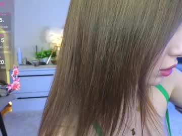 Minirini Chaturbate stream image from May 24, 2025