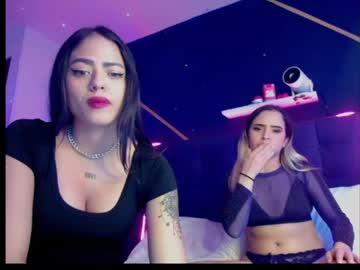 Isis_Lombardi Chaturbate stream image from May 24, 2025